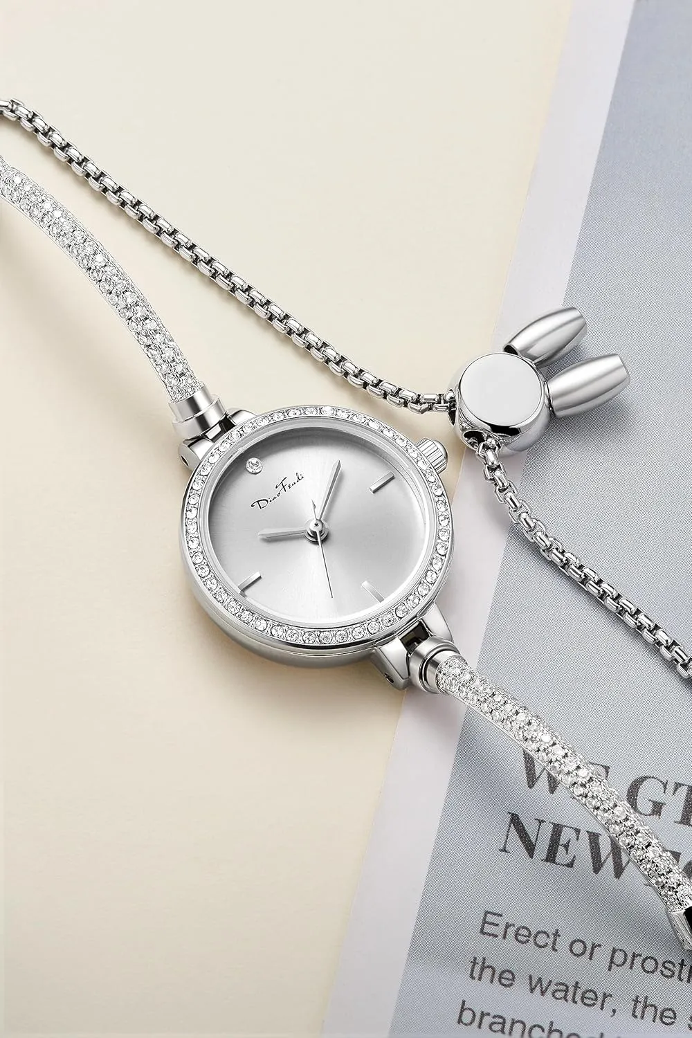 Analog Hexagonal Mini Women Watch viral medieval flash slapstick retrain submission Waterproof Rose Gold Petite Bracelet Watch for Women, Diamond Dress 