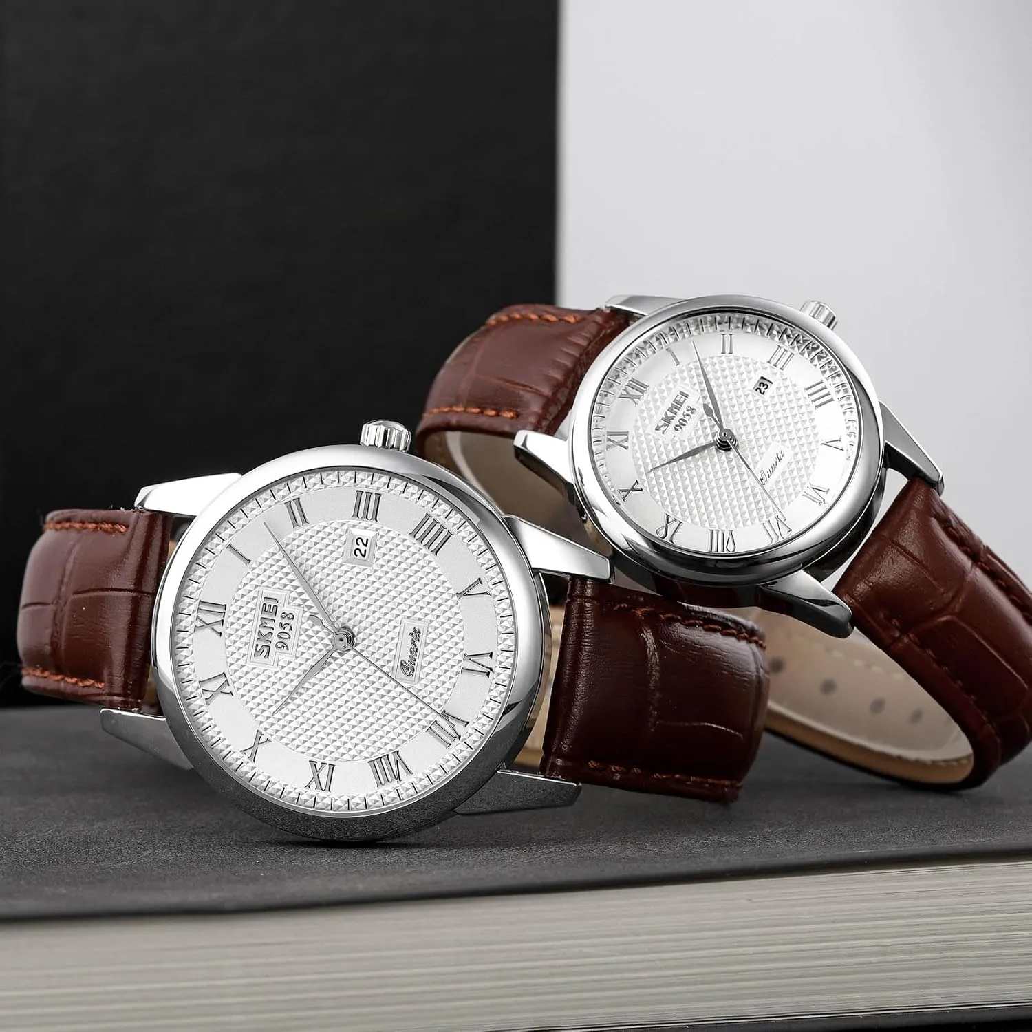 Casual Fashion Analog Wrist Watch Classic Calendar Date Window 30M Waterproof Comfortable Leather Watches MASTOP Mens entreat Womens Quartz Watch Roman Numeral Business 
