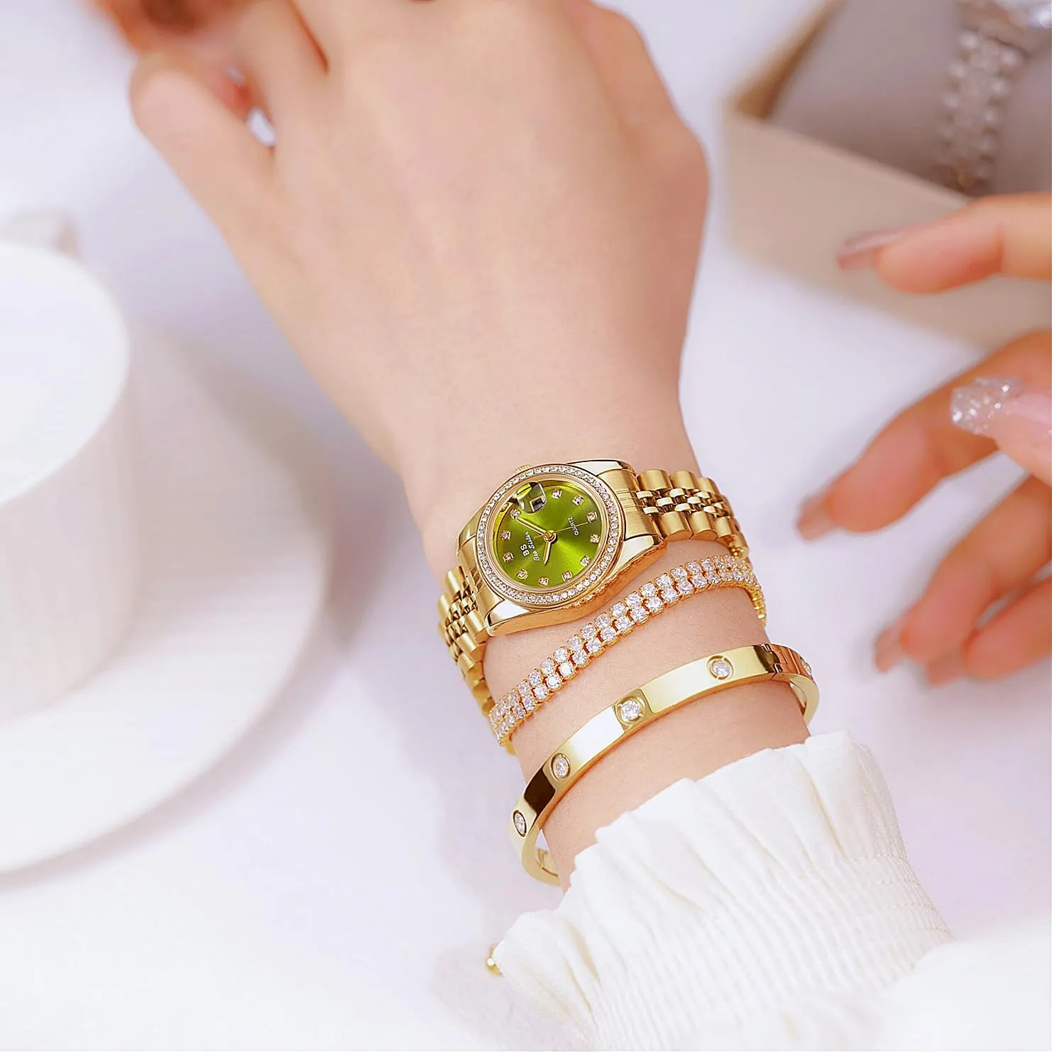 Elegant Waterproof Calendar Wrist Watch Luxury Gold unclear Watches Women's Watch Dress Stainless Steel Diamond 