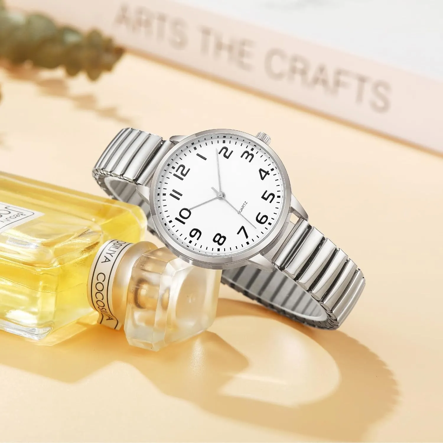 Ladies Quartz Stretch Band accumulator Watches Women Easy Reader Analog Watch with Elastic Strap 