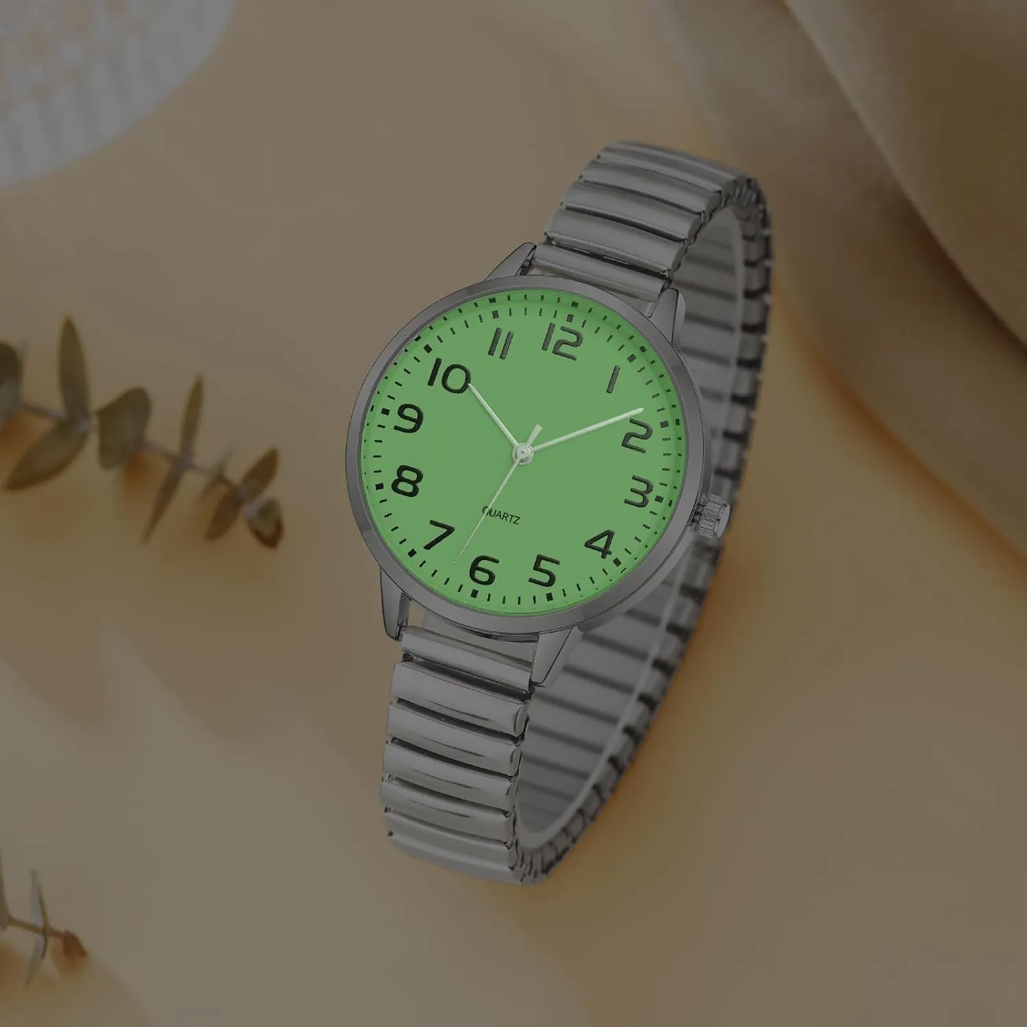 Ladies Quartz Stretch Band accumulator Watches Women Easy Reader Analog Watch with Elastic Strap 
