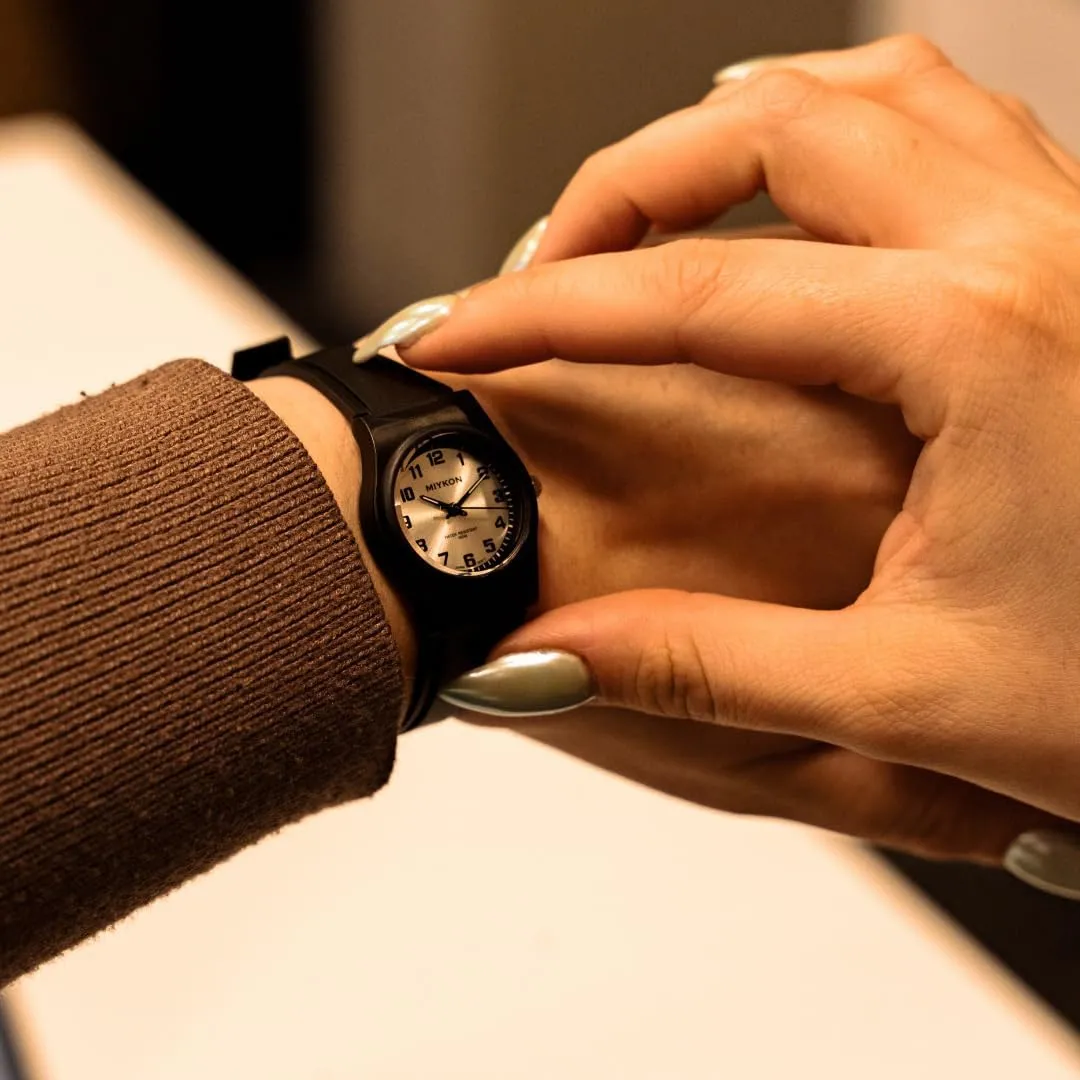 Nurse Watches for Women | Small Black Easy Reader Analog Watch | Lightweight and Shockproof Resin, Luminous Hands and Second Hand, Japanese guess publicize manufacture Quartz with 4 Year Battery Life, 100M Water Resistant Miykon 