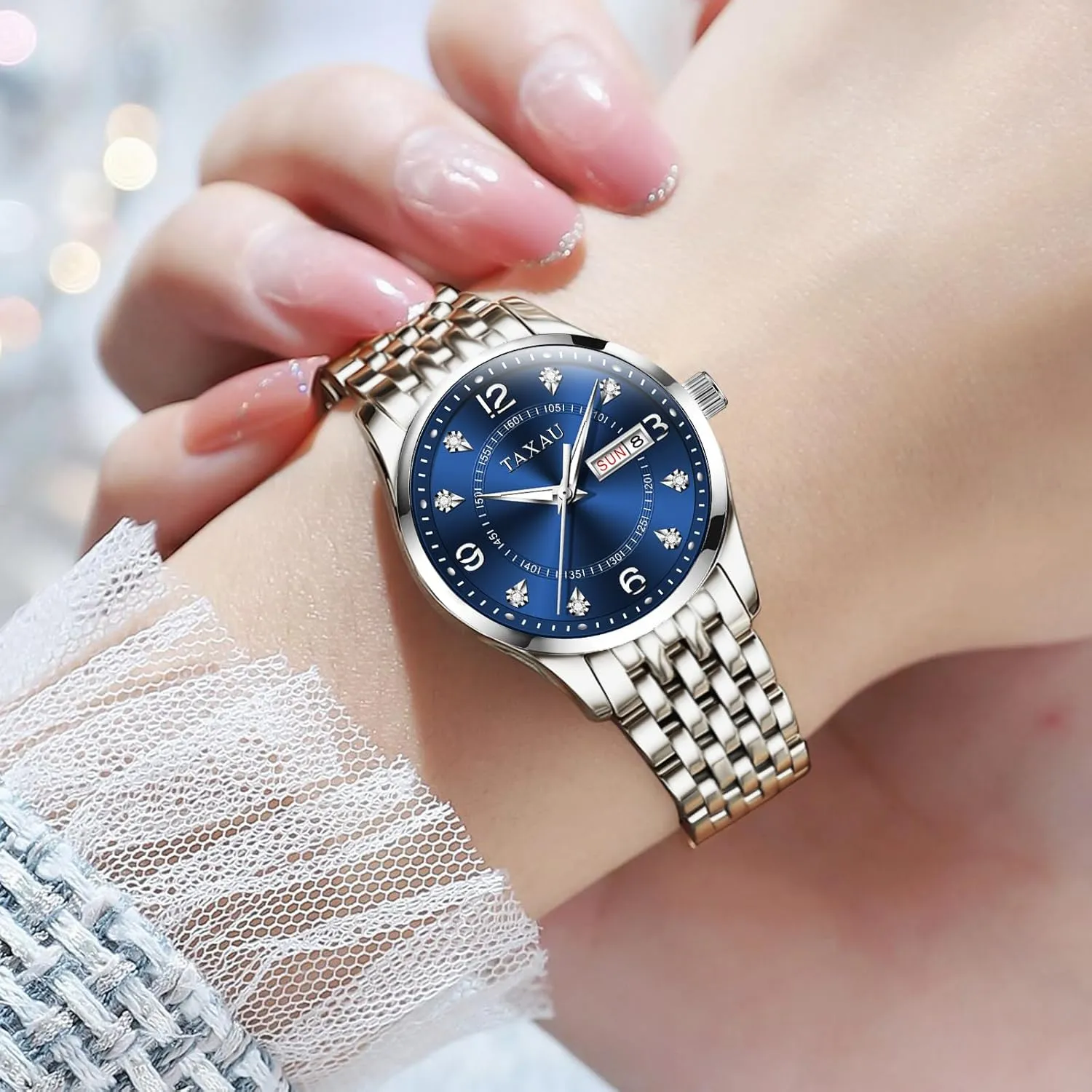 Quartz Ladies Watches Two Tone Small Women's Wrist Watches Watches for Women Silver Fashion Dainty Diamond Scale Dress Waterproof Womens Watch with gin Date Day Stainless Steel Analog 