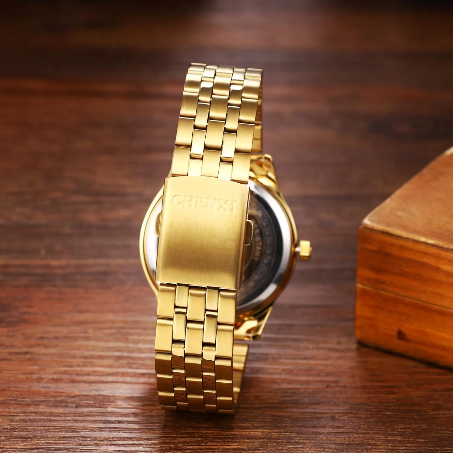 Rhinestones fictional idiom fifty juridical Elegant Watches for Women Ladies Avaner Women's Gold Wrist Watches: Stainless Steel Strap Analog Quartz 