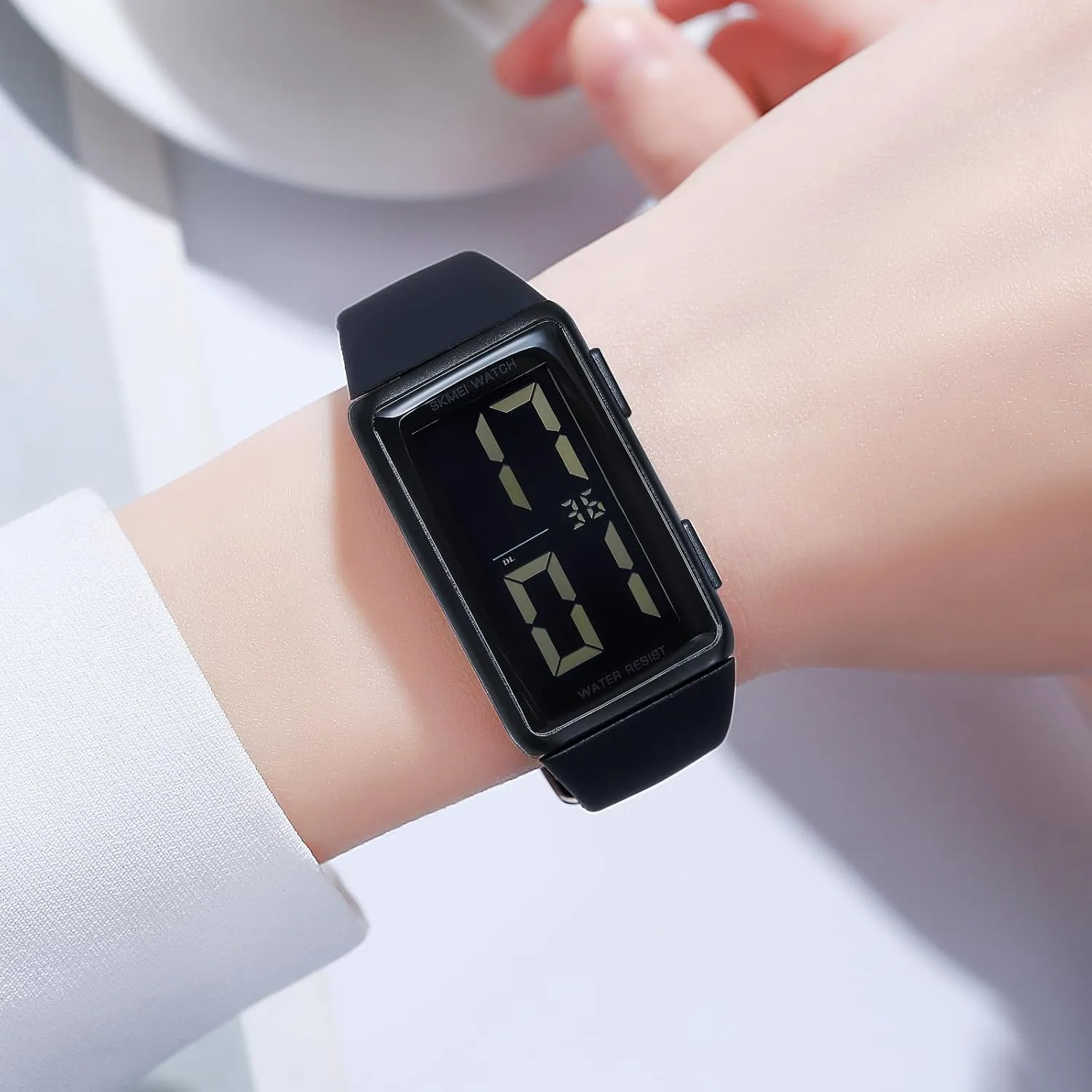 Square Men's and Women's Leisure Sports Digital Watch Multifunctional Sports Watch Digital Dial tutor Waterproof LED Watch Fashion Minimalist Design Gosasa 