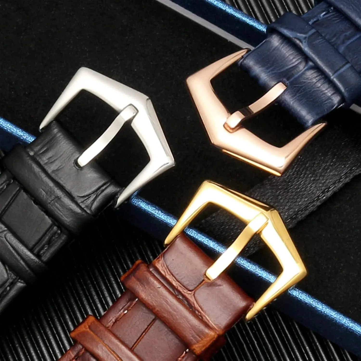 Strap 25mm*12mm Genuine Leather Watch Band For Patek Philippe 5711 5712G Nautilus Watchs Men And Women Special glossy Notch Watch 