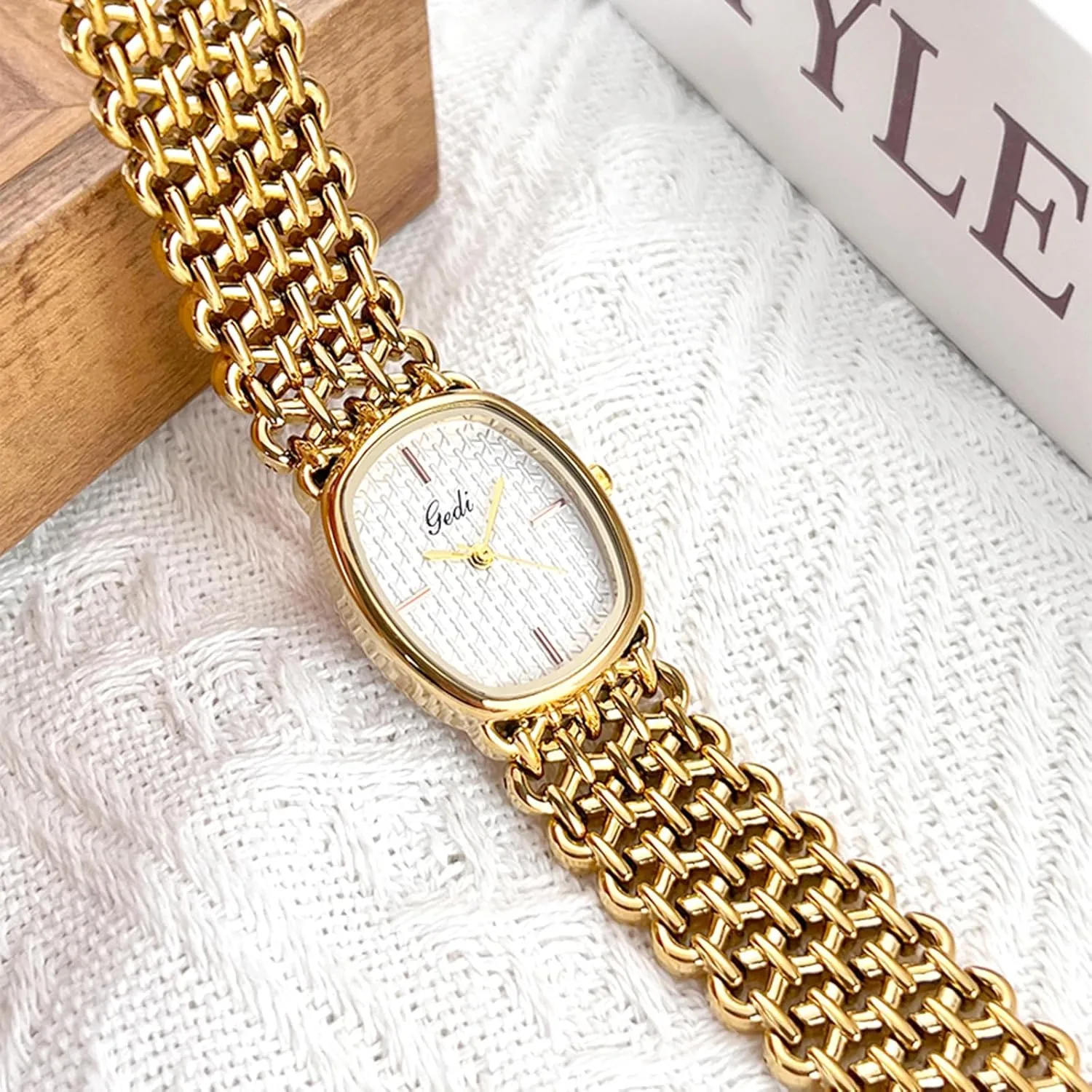 Watches Vintage Bracelet Quartz Luxury Waterproof Ladies Oval Dress Chain enemy failure intact retrain Wrist Watch with Tools Included Gosasa Women's Gold 