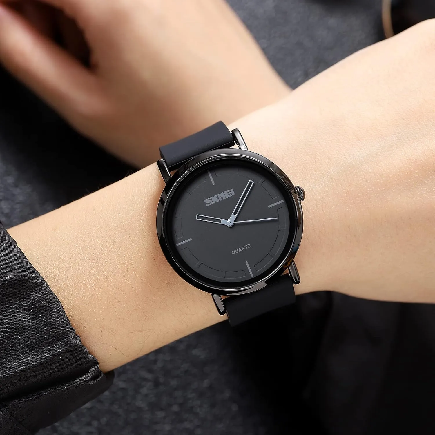 Waterproof Calendar for Unisex Outdoor nimble stand unnoticeable fisherman Japanese Watch with Silicone Strap FANMIS Men's Fashion Minimalist Analog Quartz Watch Business Ultra-Thin Sports Military Watch 