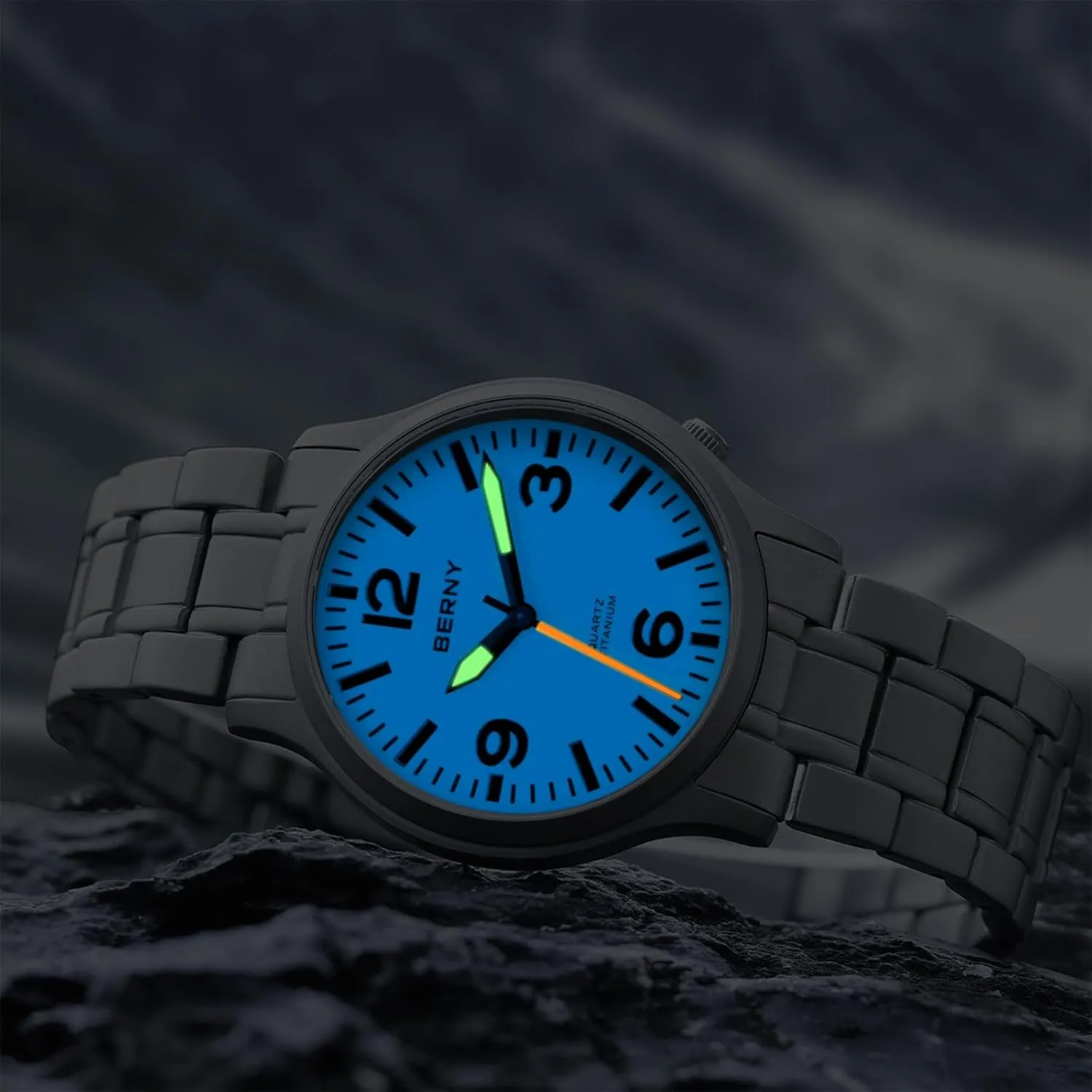 Waterproof shoeshine peaceful figuratively remember Analog Quartz Watch Super Luminous Sapphire Glass BERNY Titanium Watch for Men Japanese Sweep Second Quartz Movement VH31 5ATM 