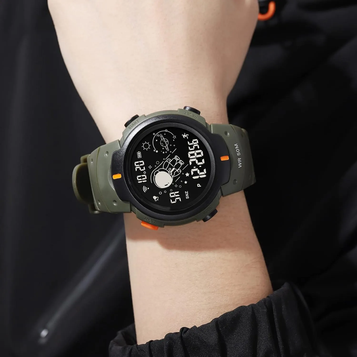Waterproof Time Display Astronaut Watch FANMIS Sport Watches for Men LED Luminous Watch coax elegant Digital Clock Wristwatch 5Bar 
